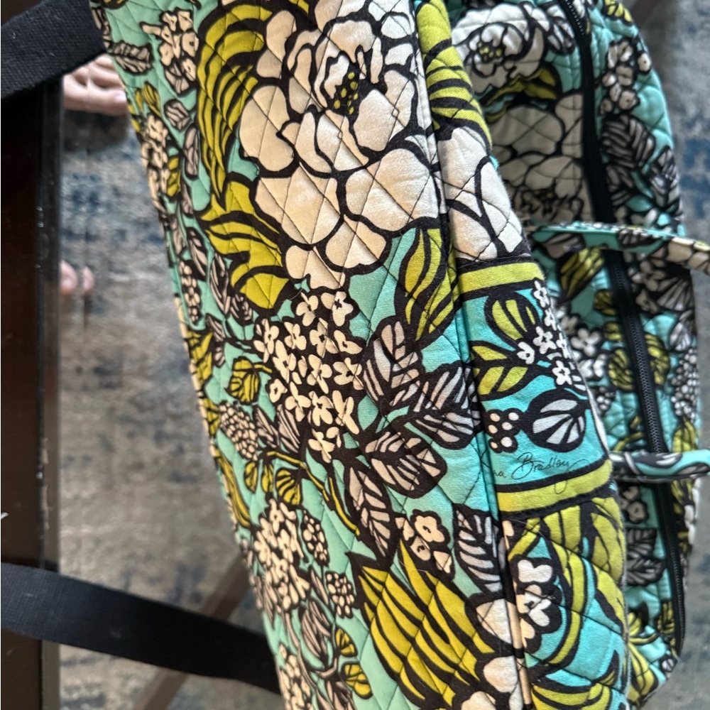 Vera Bradley island blooms weekender bag - Picture 6 of 9